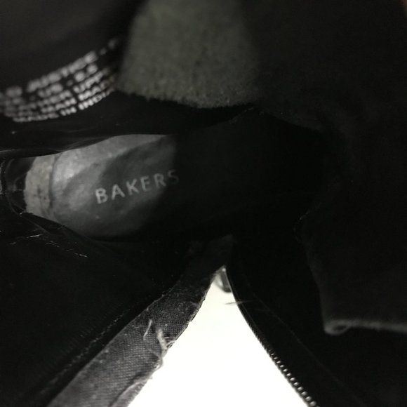 Bakers Military Studded Boots - Picture 9 of 10